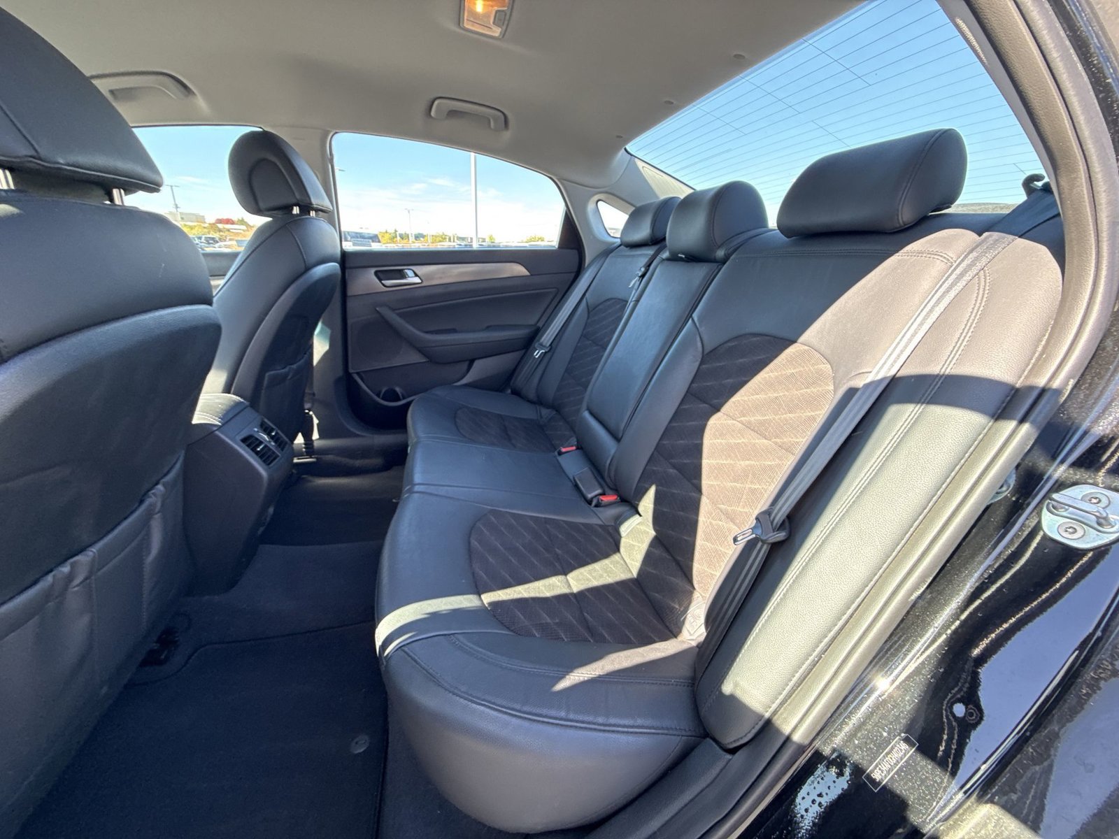 Used 2016 Hyundai Sonata Sport w/ Option Group 02 FWD image 22