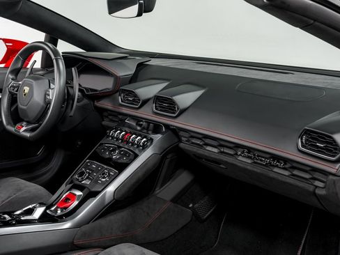 Used 2019 Lamborghini Huracan LP 580-2 image 30