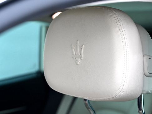 Used 2021 Maserati Levante image 20