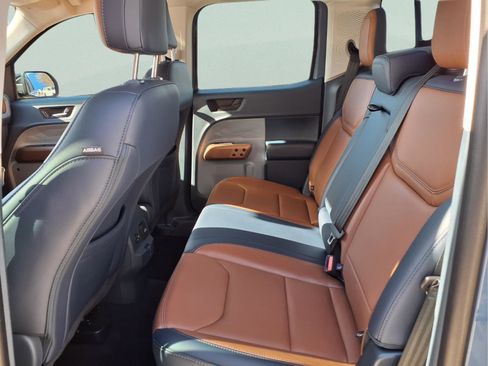 Used 2024 Ford Maverick Lariat w/ 4K Tow Package image 13