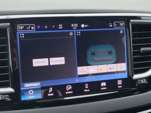 New 2026 Chrysler Voyager LX image 18