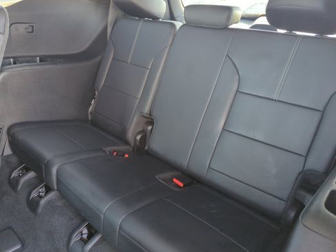 Used 2024 GMC Acadia Elevation image 18