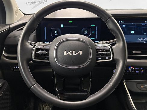Used 2025 Kia Carnival SX Prestige FWD image 43