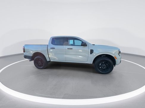 New 2025 Ford Ranger XLT w/ Black Appearance Package image 9