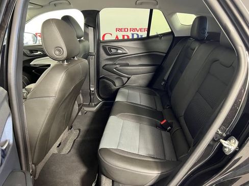 Used 2026 Chevrolet Trax LT FWD image 24
