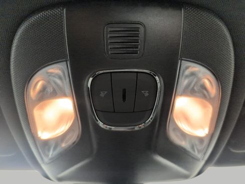 Used 2023 Jeep Compass Limited AWD/4WD image 19