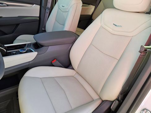 New 2026 Cadillac XT5 Premium Luxury w/ Driver Assist Package image 28