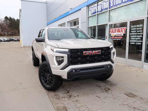 New 2026 GMC Canyon Elevation w/ Convenience Package AWD/4WD image 38