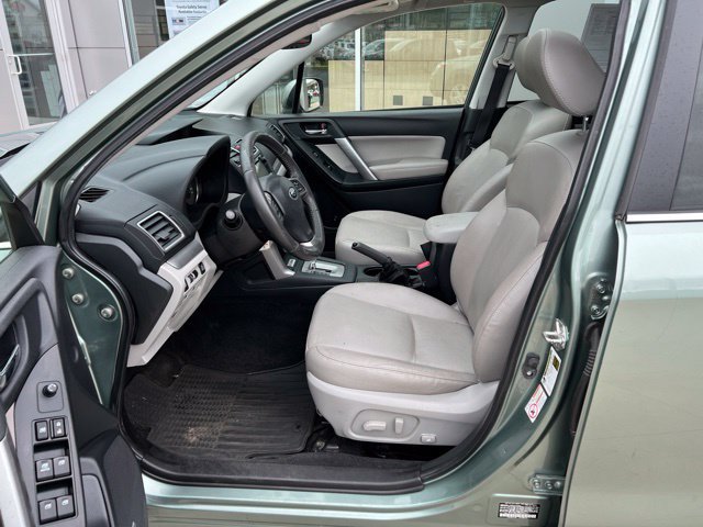 Used 2016 Subaru Forester 2.5i Limited AWD/4WD image 24
