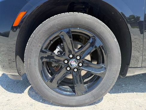 Used 2024 Buick Enclave Essence w/ Experience Buick Package image 14