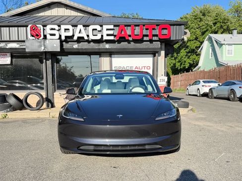 Used 2025 Tesla Model 3 Long Range AWD/4WD image 2