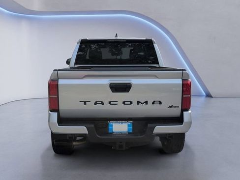 Used 2025 Toyota Tacoma SR5 RWD image 8