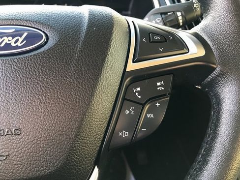 Certified 2021 Ford Edge SEL w/ Convenience Package image 10