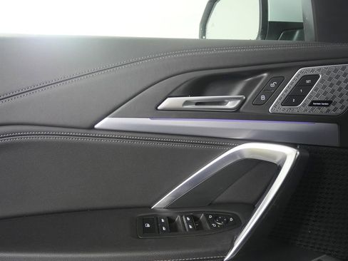 Used 2023 BMW X1 xDrive28i image 8