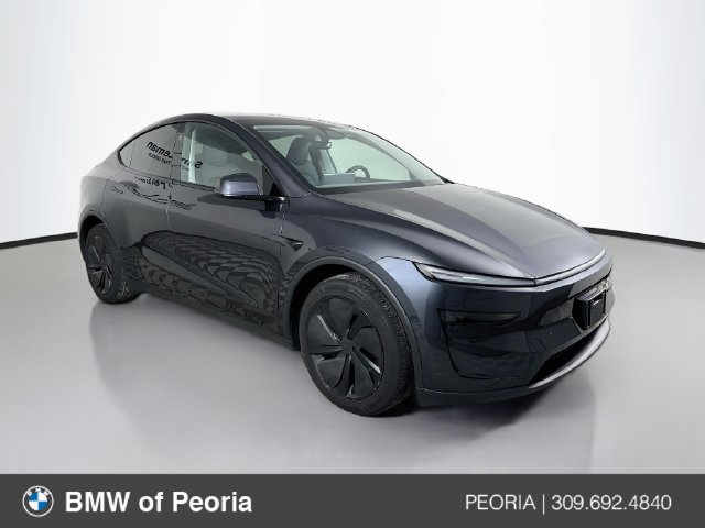 Used 2026 Tesla Model Y AWD image 1
