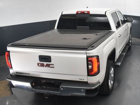 Used 2018 GMC Sierra 1500 SLT image 26