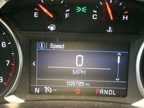 Used 2020 Chevrolet Blazer LT FWD image 19