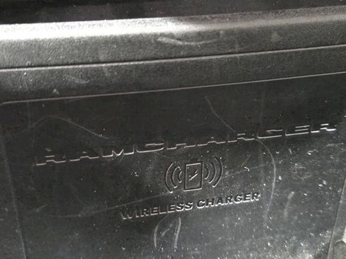 Used 2020 RAM 2500 Laramie image 31