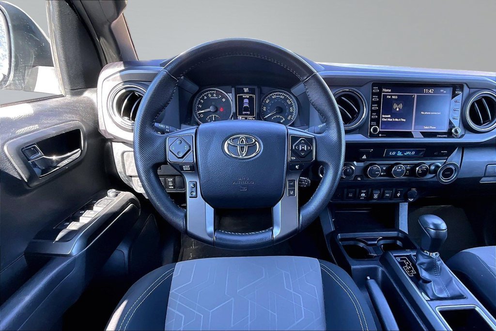 Used 2023 Toyota Tacoma TRD Off-Road AWD/4WD image 5