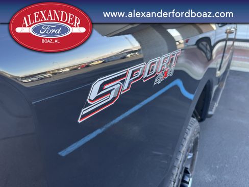 Used 2024 Ford F250 Lariat w/ Lariat Ultimate Package image 9