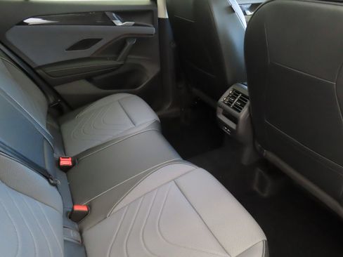 New 2026 Volkswagen Tiguan SE image 23