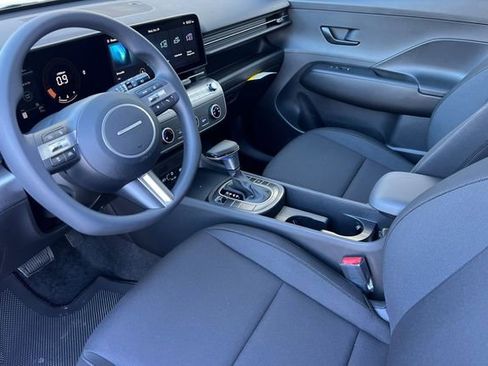 New 2026 Hyundai Kona SE image 10