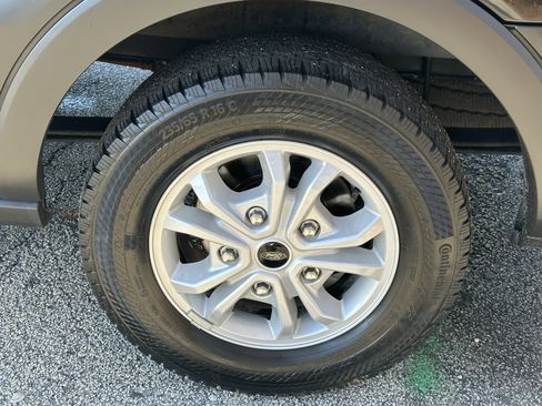 Used 2024 Ford Transit 350 XLT image 22