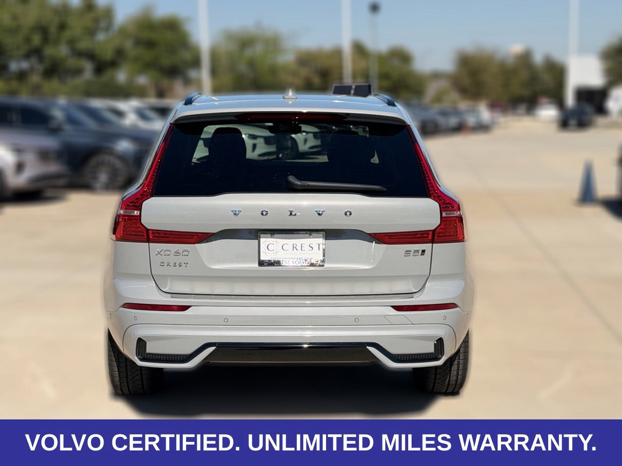 Certified 2024 Volvo XC60 B5 Plus w/ Protection Package Premier AWD/4WD image 10