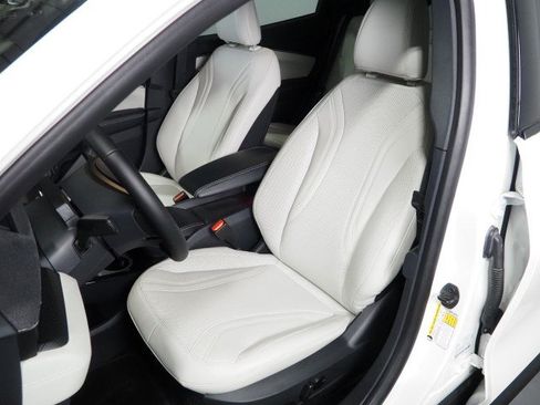 Used 2023 Ford Mustang Mach-E Premium RWD image 14