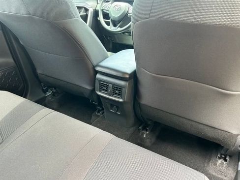 Used 2025 Toyota RAV4 LE AWD/4WD image 46