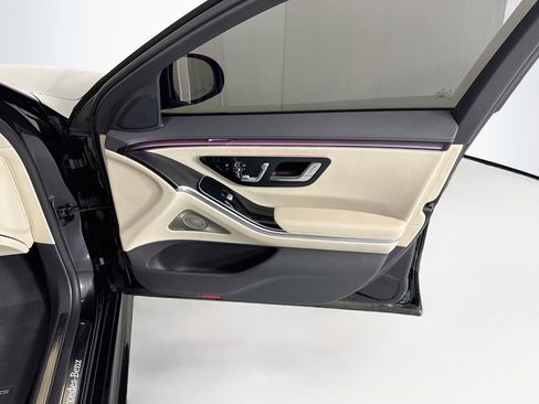 Certified 2023 Mercedes-Benz S 500 4MATIC image 25