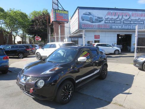 Used 2016 Nissan Juke S AWD/4WD image 2