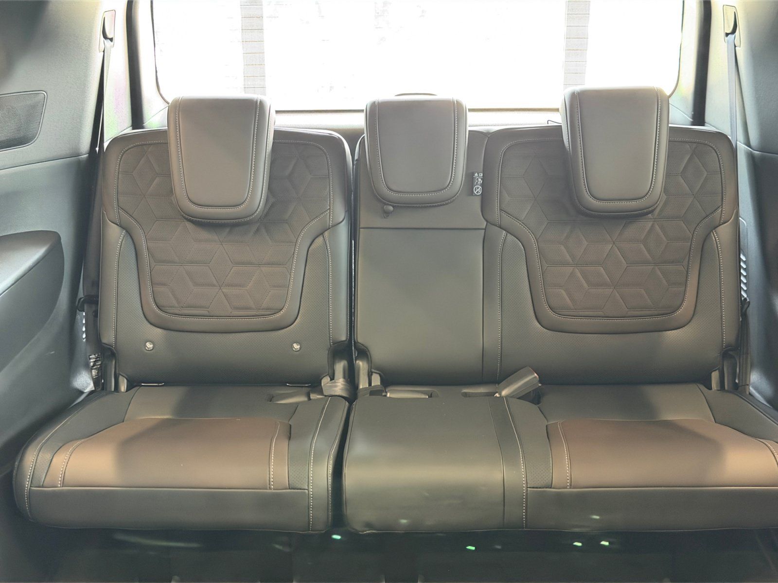 Used 2026 Nissan Armada Platinum AWD/4WD image 27