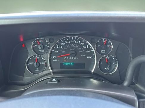 Used 2022 Chevrolet Express 2500 Extended w/ Driver Convenience Package RWD image 16