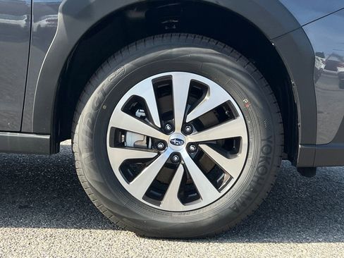 New 2025 Subaru Outback Premium image 8