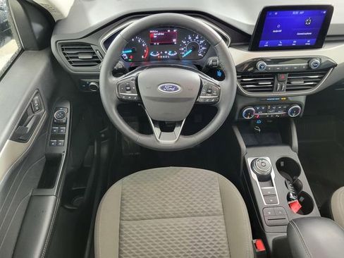 Certified 2022 Ford Escape SE w/ SE Sport Appearance Package FWD image 26