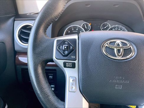 Used 2016 Toyota Tundra Limited w/ Limited Premium Package image 22