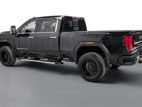 Used 2020 GMC Sierra 2500 Denali w/ Denali Ultimate Package AWD/4WD image 9