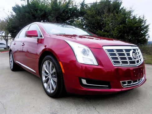 Used 2013 Cadillac XTS Base image 3