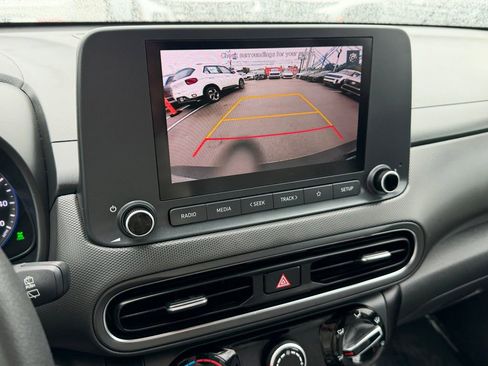 Certified 2023 Hyundai Kona SEL AWD/4WD image 21