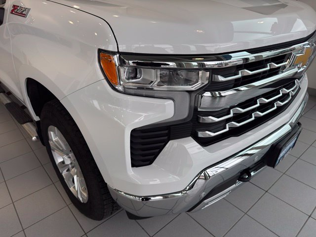 Certified 2024 Chevrolet Silverado 1500 LTZ AWD/4WD image 37