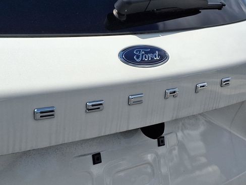 New 2024 Ford Escape SE w/ PHEV Premium Package FWD image 20