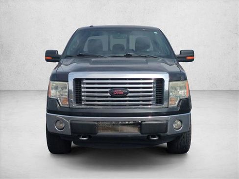 Used 2012 Ford F150 XLT w/ XLT Chrome Pkg image 2