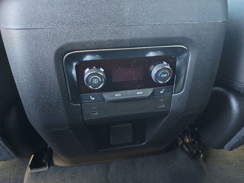 New 2026 Chevrolet Suburban LT w/ Comfort Package image 22