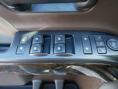 Used 2016 GMC Sierra 2500 Denali w/ Duramax Plus Package image 15