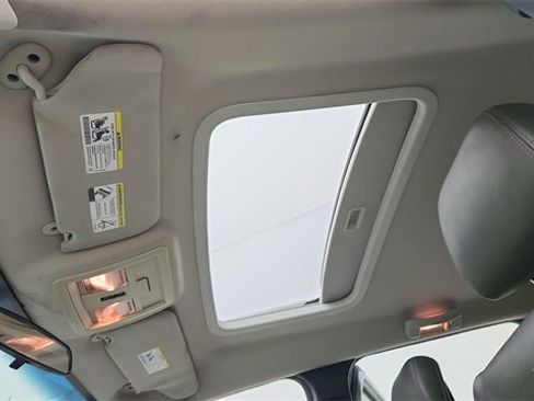 Used 2011 Jeep Liberty 70th Anniversary image 24