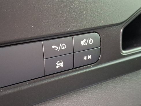 Used 2024 Mercedes-Benz Sprinter 2500 image 24