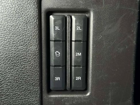 Used 2018 Ford Expedition Max Limited w/ Equipment Group 301A AWD/4WD image 16