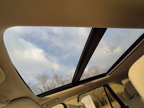 Used 2024 Ford Expedition Limited image 20