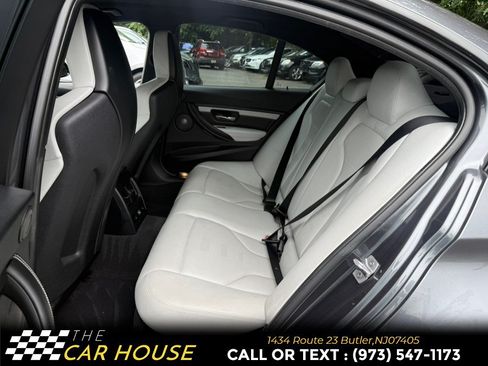 Used 2015 BMW M3 RWD image 17